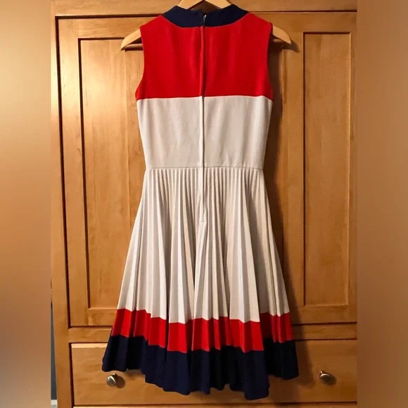 Mary Dobbs vintage 60’s-70’s Dress - Picture 2 of 9